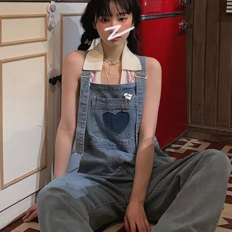 Quần yếm jeans ống suông rộng phủ giày TRÁI TIM siêu phẩm năng động, dễ thương