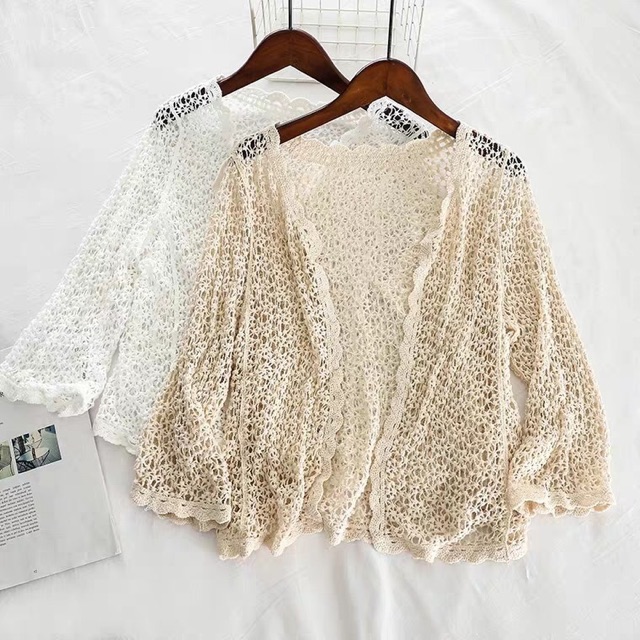 Khoác ren lưới đi biển 2 loại tay loe và tay suông