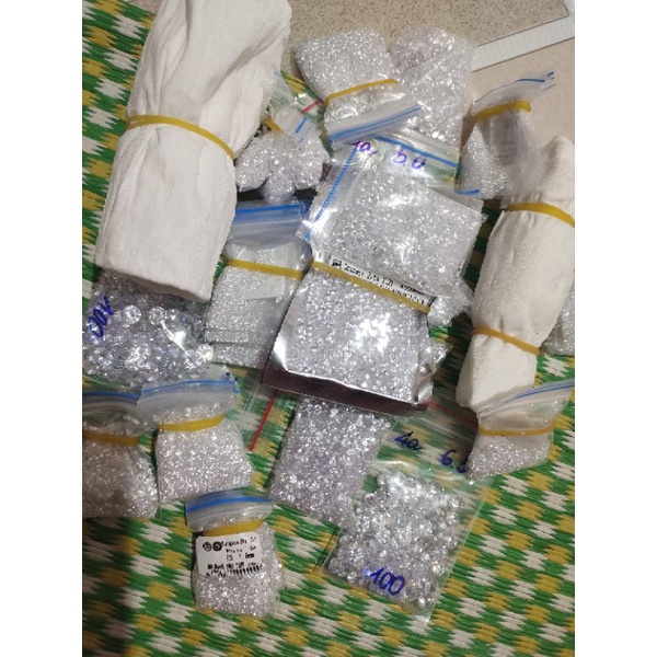 Đá Hột xoàn kim cương nhân tạo 7A chiếu mạnh Đủ size trong GH