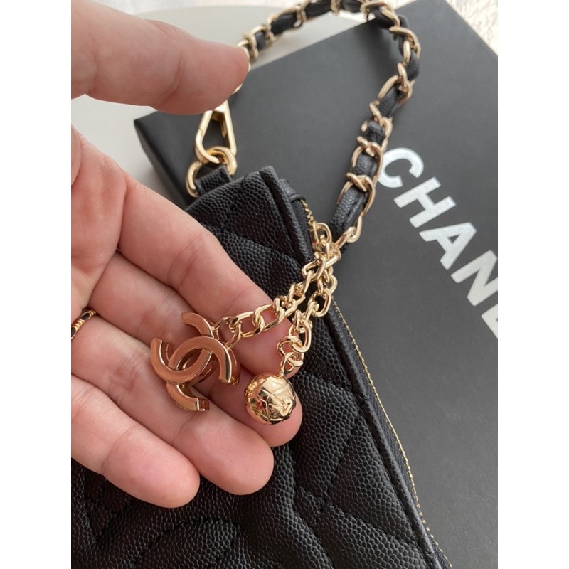 Ví cầm tay size trung