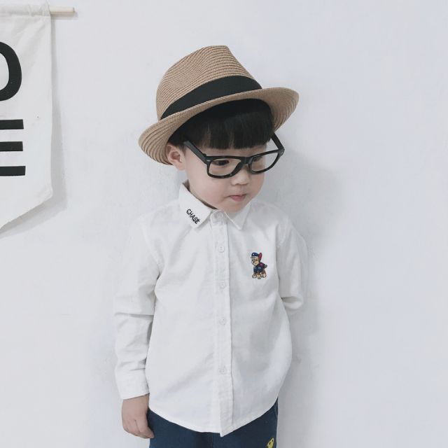 Sơ mi bé trai thêu logo ngực