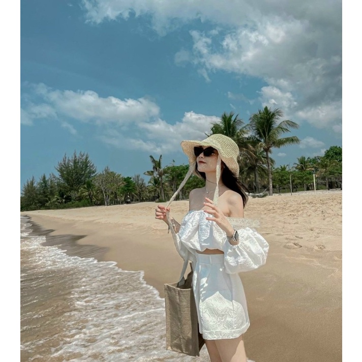 SÉT GẤM TRẮNG BẸT VAI