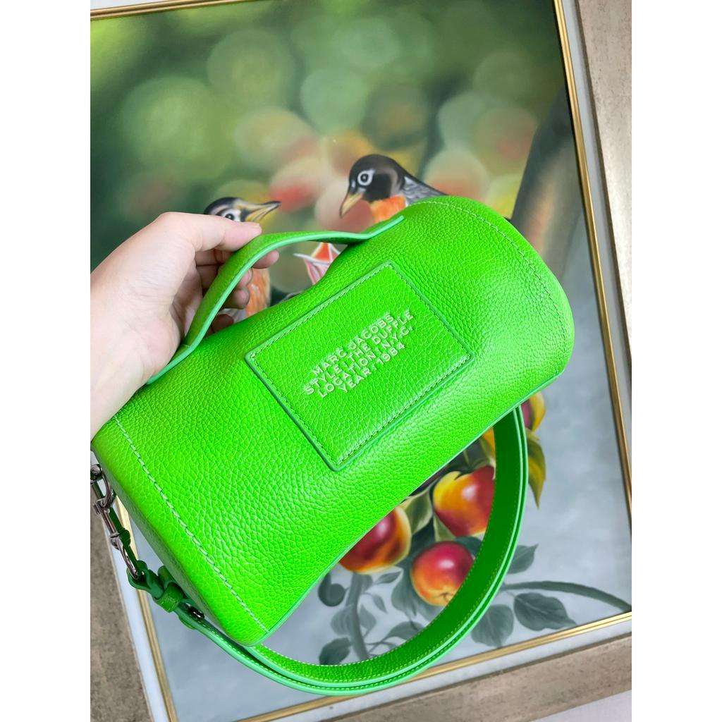 TÚI MARC JACOBS  THE LEATHER DUFFLE BAG