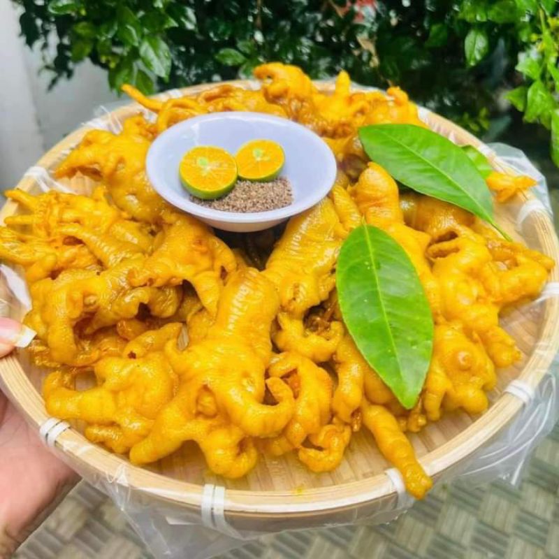 Chân gà rút xương ủ muối kèm nước chấm siêu ngon (khay 500gr) - Chỉ ship hoả tốc