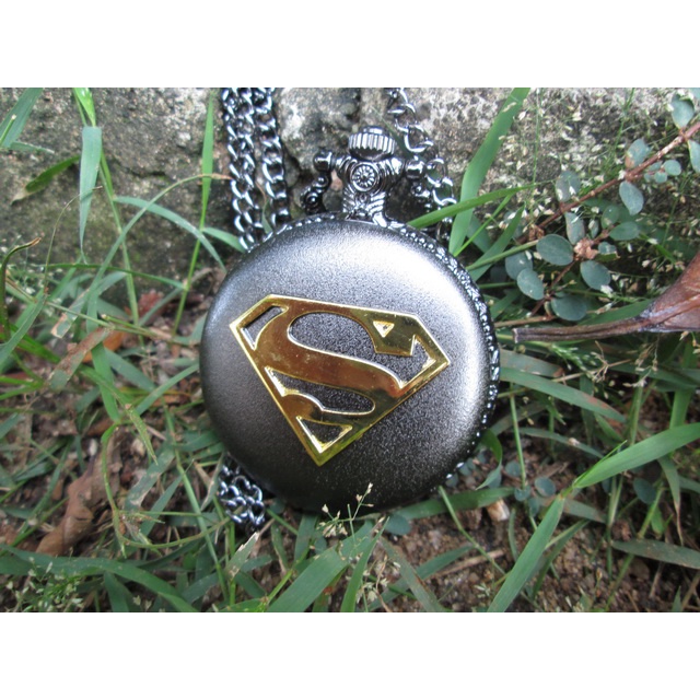 Đồng Hồ Quả Quýt P961 Hình Superman Bằng Thép Không Gỉ Phong Cách Cổ Điển Kèm Dây Chuyền