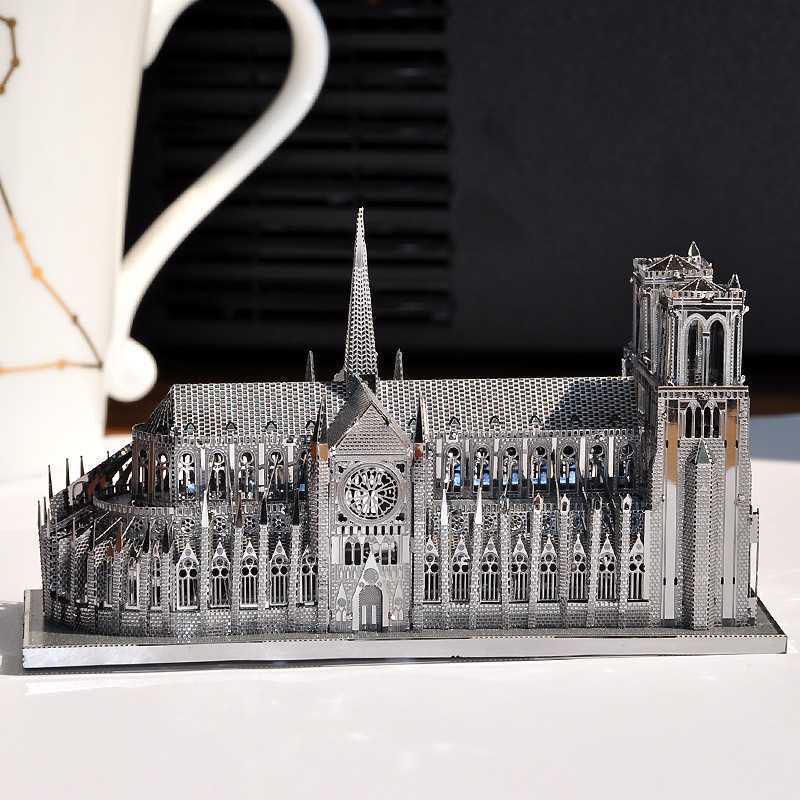 Mô hình 3D kim loại lắp ráp Nhà thờ Đức Bà [ Chưa Lắp ]