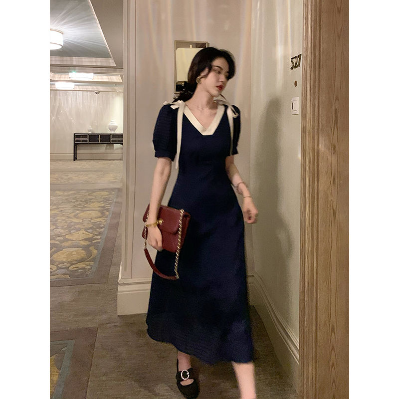 Đầm maxi đính nơ màu trơn thời trang mùa hè nữ tính | BigBuy360 - bigbuy360.vn