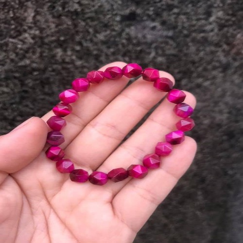 VÒNG TAY MÀU HỒNG MÀI GIÁC CÓ 8-10LY