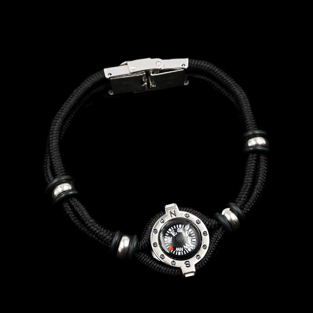 Vòng Tay Dây Bện Nhiều Lớp Phối Mặt La Bàn Thời Trang Cổ Điển Bằng Thép Titan Sáng Tạo Dành Cho Nam