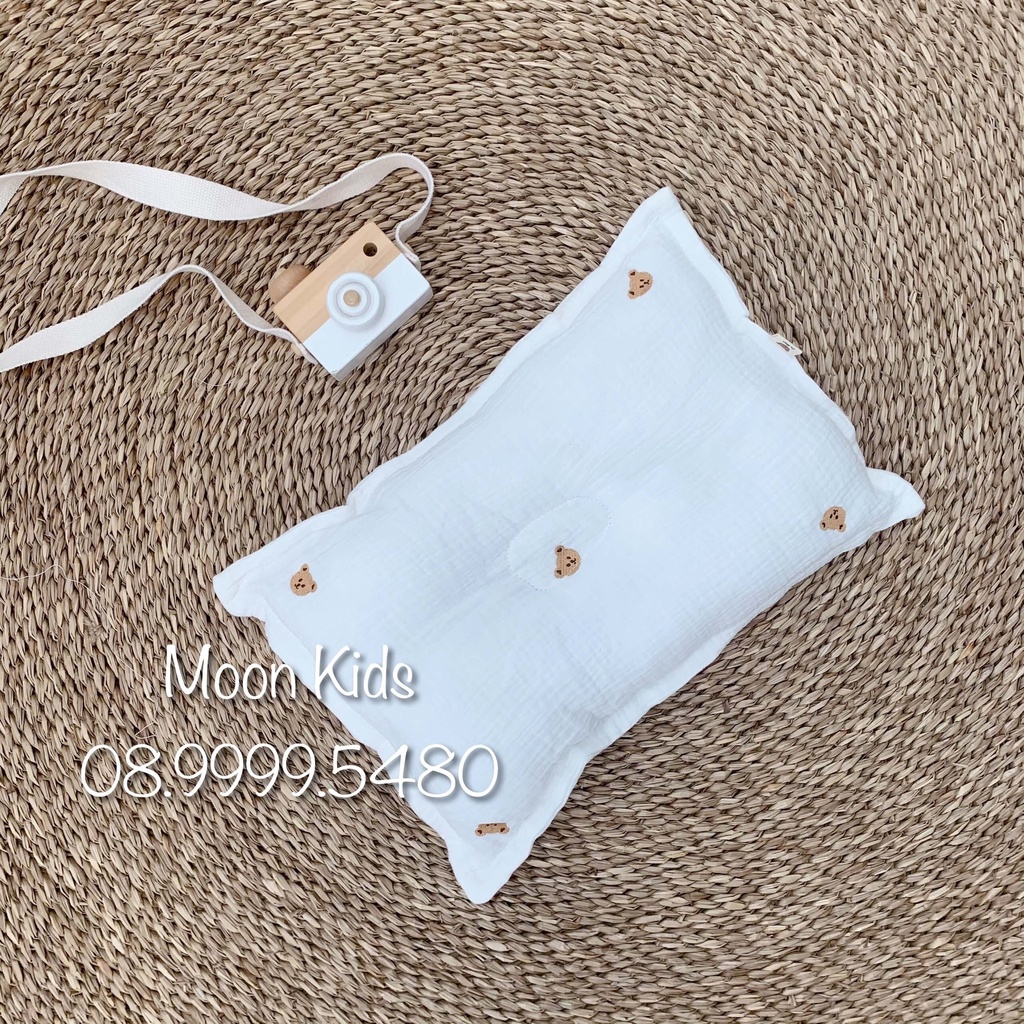 Gối sơ sinh cao cấp vải muslin thêu hoạ tiết siêu mỏng đẹp an toàn cho bé yêu (0-3m) Sticker gắn dép