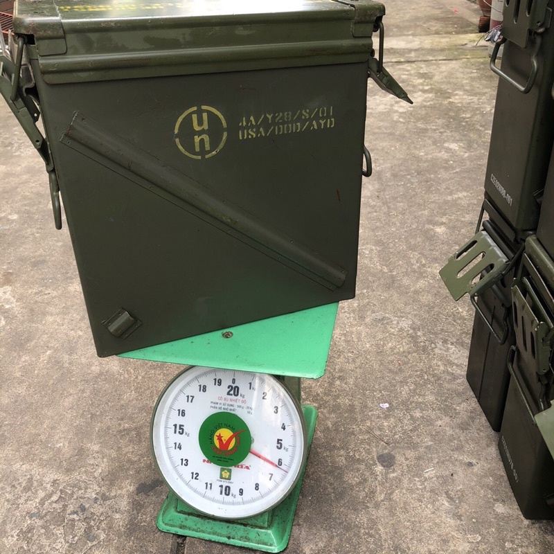Thùng đồ nghề hàng bãi Mỹ, nặng 6.4kg, dài 35cm, rất chắc chắn và bền bỉ