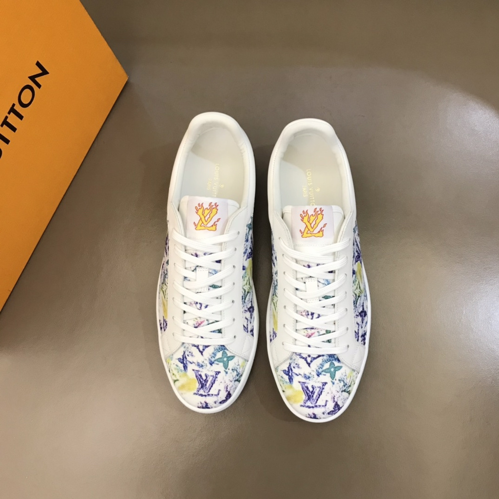 Giày sneakers nam da thật cao cấp Louis Vuitton LV họa tiết trang trí ấn tượng và độc đáo mang đến sự mới lạ