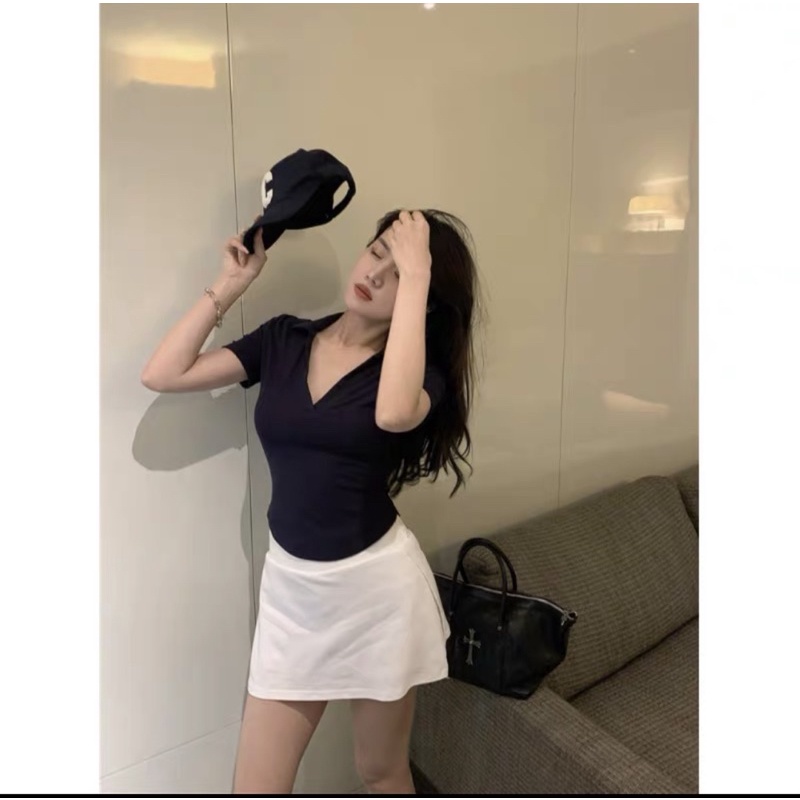 Áo Cổ Bẻ Tay Ngắn Đen Cực Xinh | BigBuy360 - bigbuy360.vn