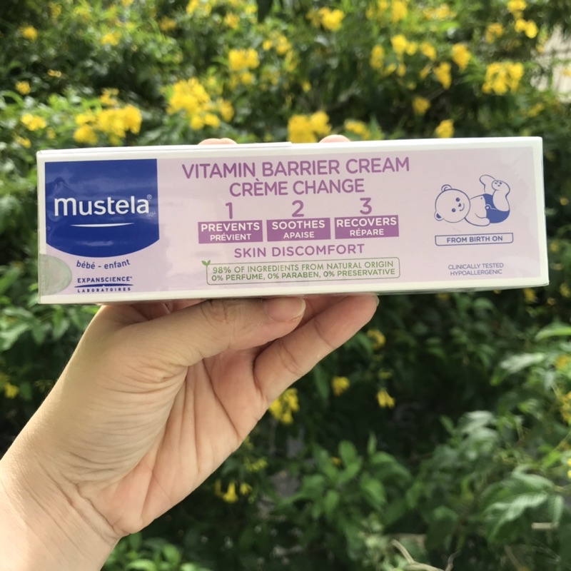 Mustela Kem dưỡng da cho vùng hăm tả Mustela Vitamin Barrier Cream 100ml