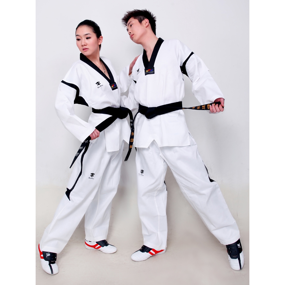 Bộ Đồng Phục Tập Võ Taekwondo Tay Dài Cho Người Lớn Và Trẻ Em