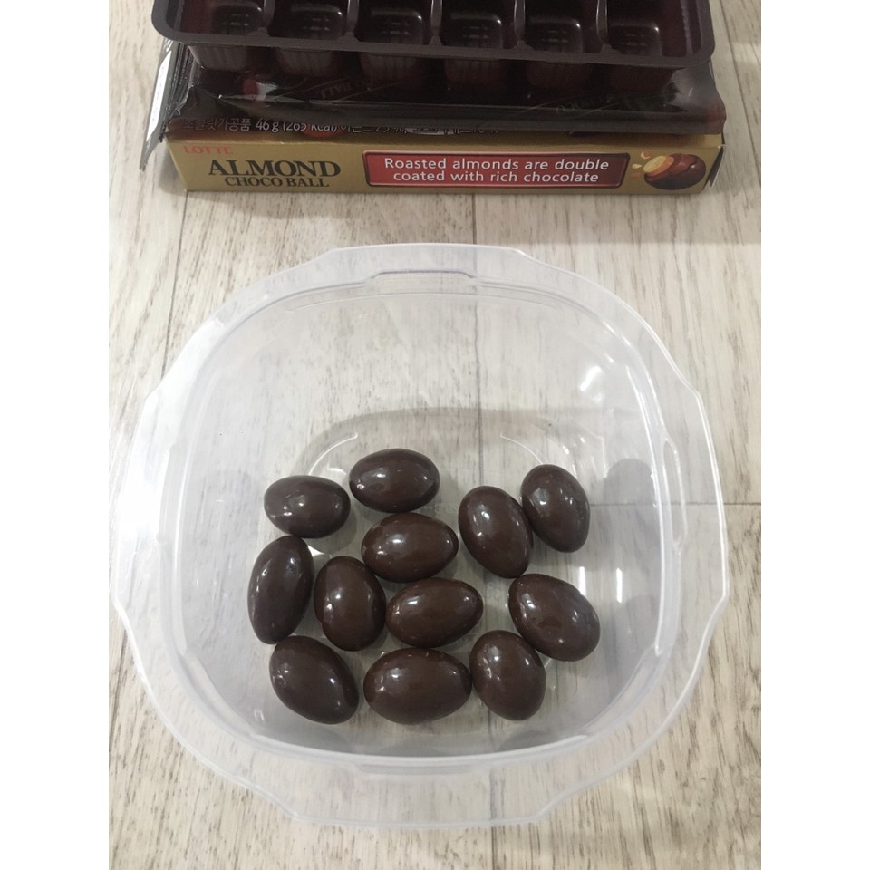 Socola hạnh nhân Hàn Quốc hộp 12 viên 46 gram - Combo 3 hộp