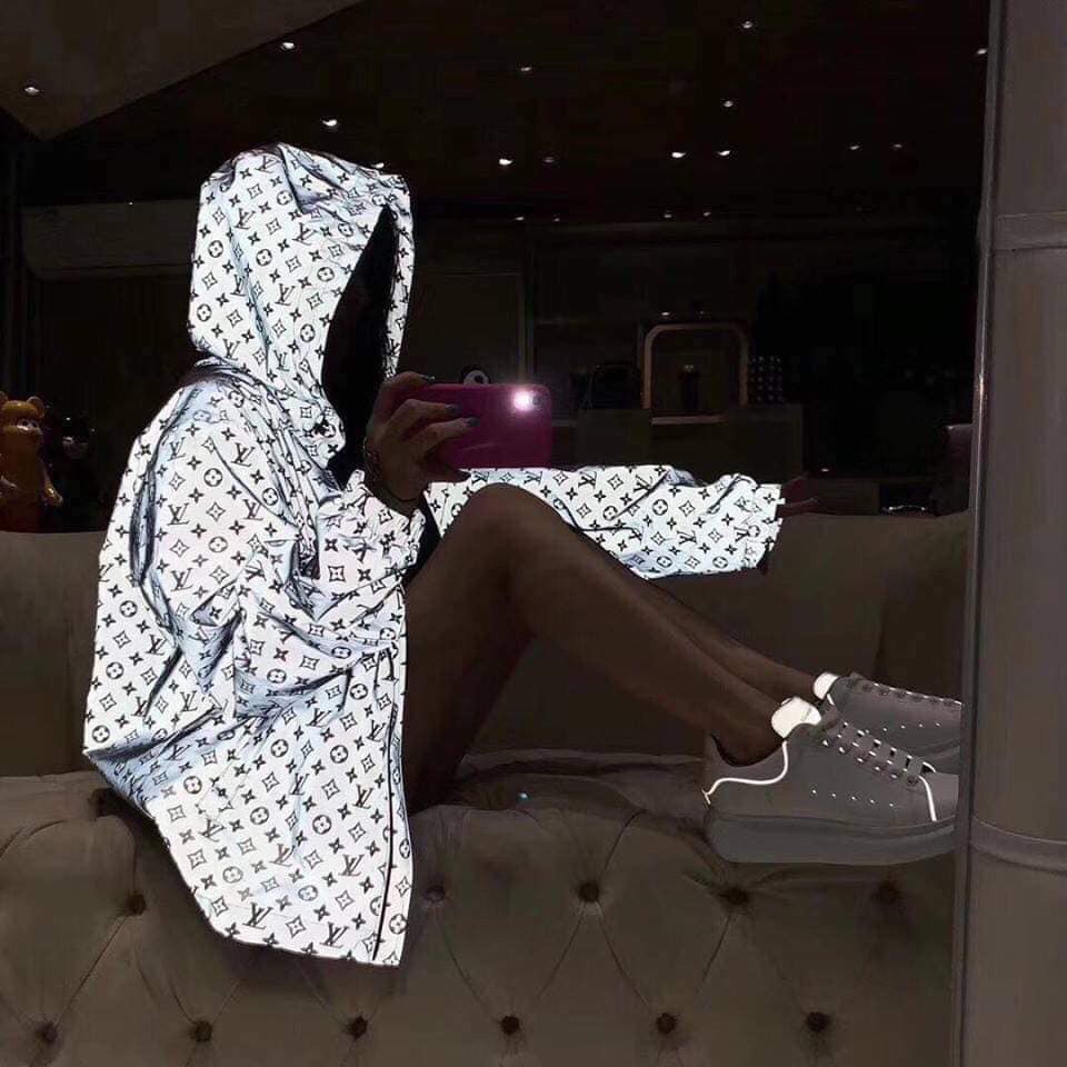 [ Thời trang cao cấp ] Áo gió thời trang cao cấp Louis Vuitton phản quang