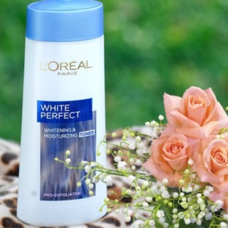 Nước hoa hồng dưỡng trắng mịn da Loreal White Perfect Toner