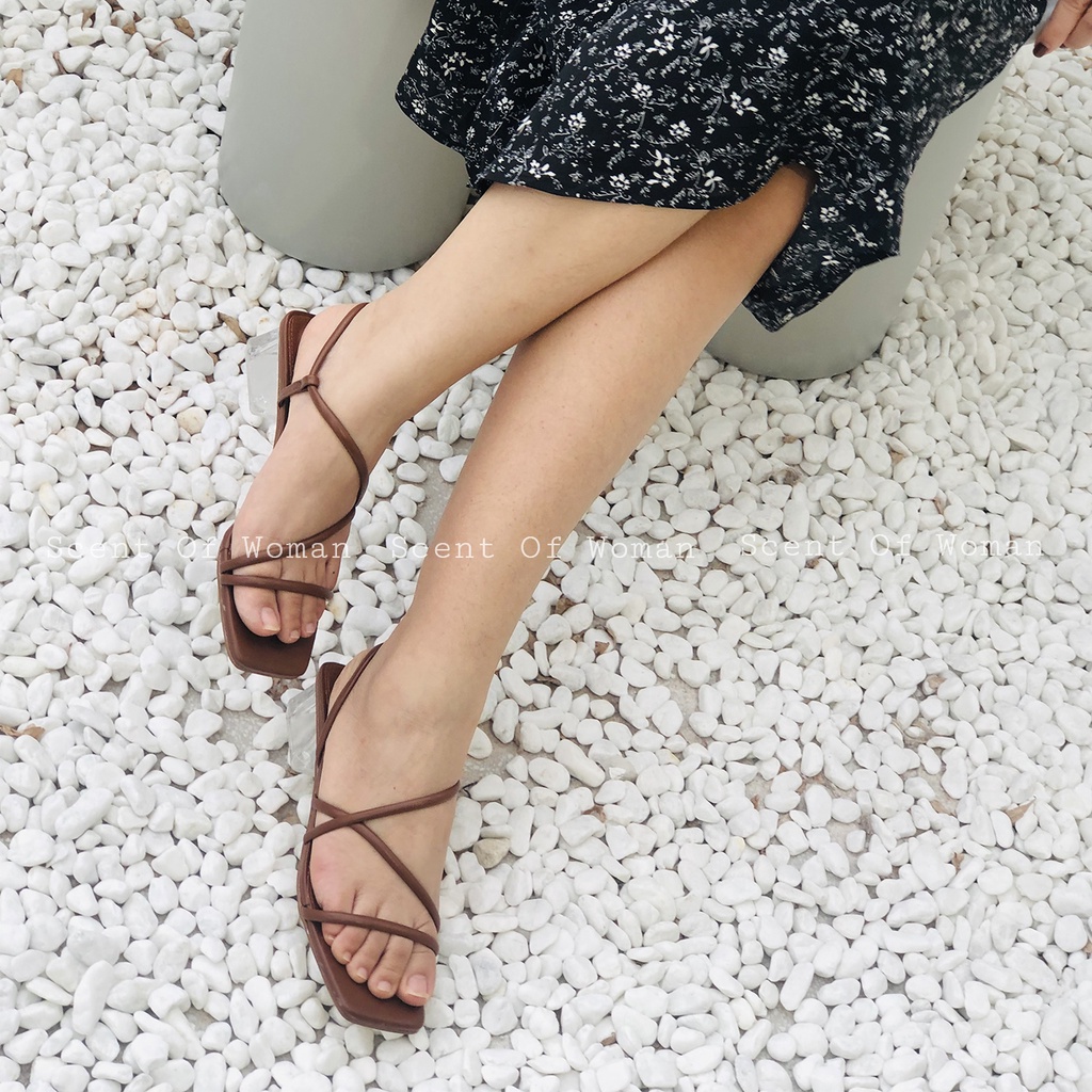 Giày sandal cao gót mũi vuông phối dây gót vuông trong suốt cao 3cm