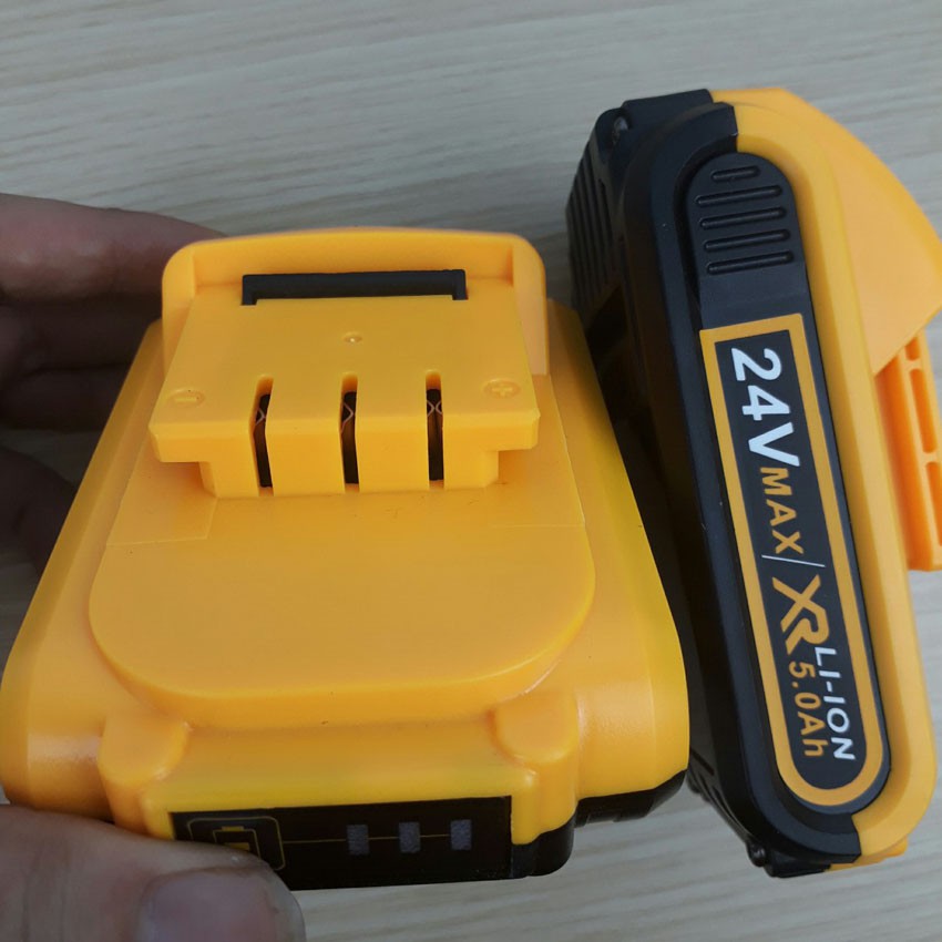 Pin Máy Khoan Dewalt loại 24V. Chuẩn 5 cell Pin