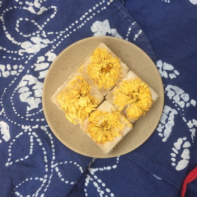 Đường phèn hoa cúc mật ong túi 1kg