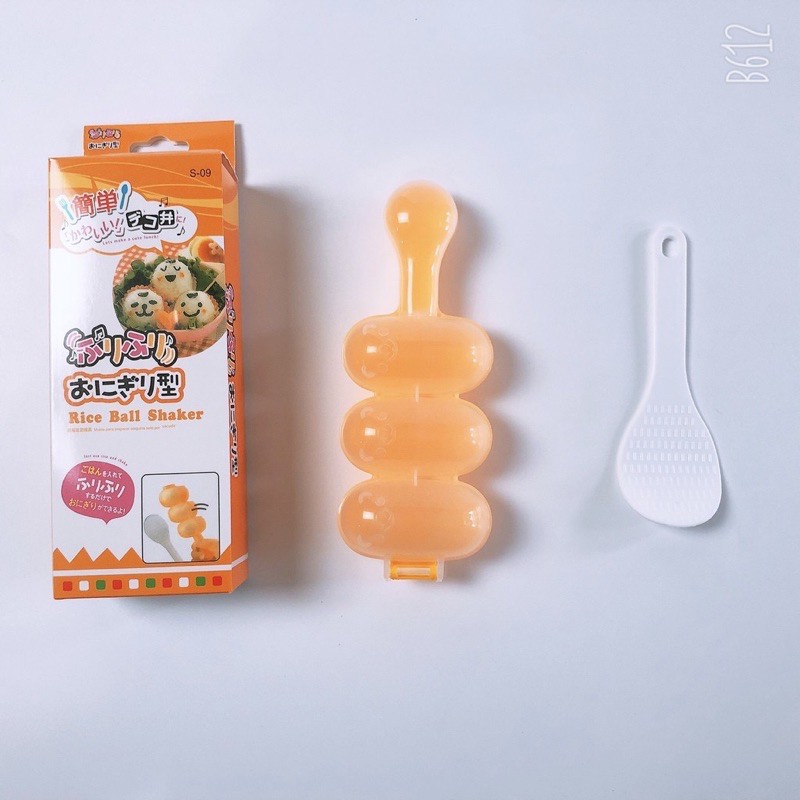 Khuôn Lắc Cơm Bento Tạo Hình Tròn 3 Viên - Kèm Thìa