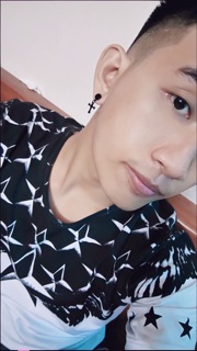 Khuyên tai nam châm