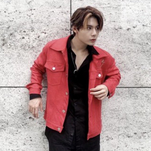 ÁO KHOÁC ĐỎ VẢI DA LỘN | BigBuy360 - bigbuy360.vn