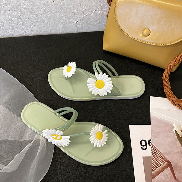 Sandal đính 2 hoa cúc ulzzang form nhỏ hơn 2 size 3K03