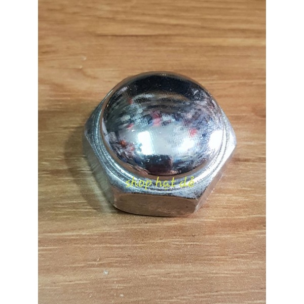 Ốc vai , ba chạc win