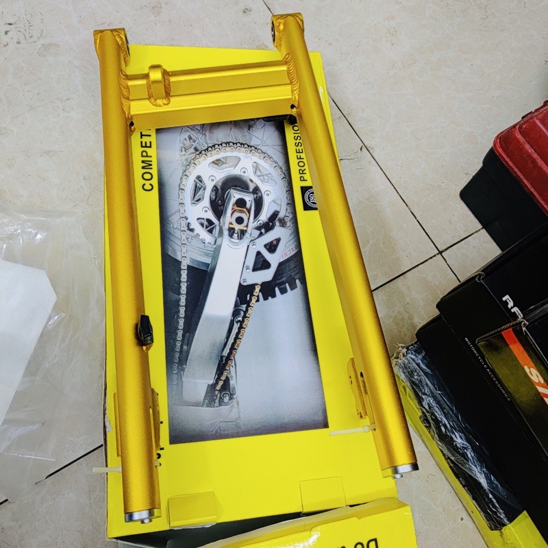 gấp nhôm cnc kiểu cho xe dream wave cub