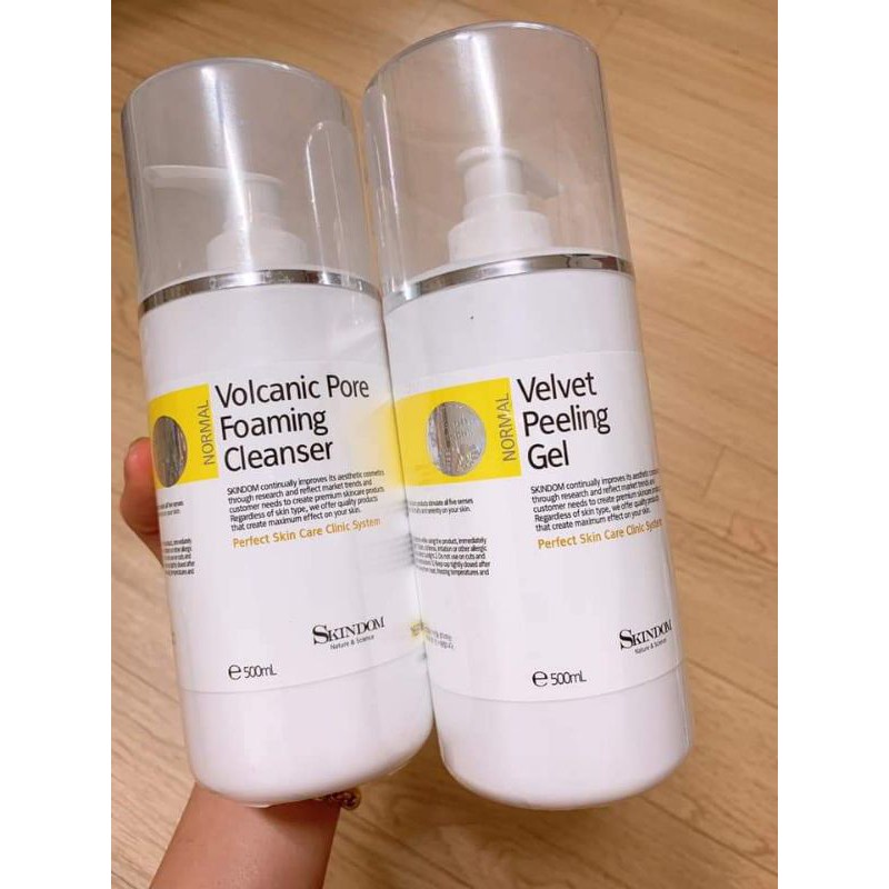 Sữa rửa mặt tạo bọt SKINDOM 500ml Hàn Quốc
