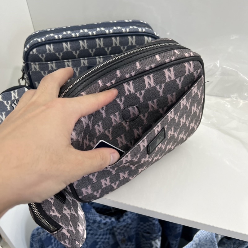 Túi Đeo Chéo M L B Mono 3 Màu Cao Cấp Size 23 TQXK