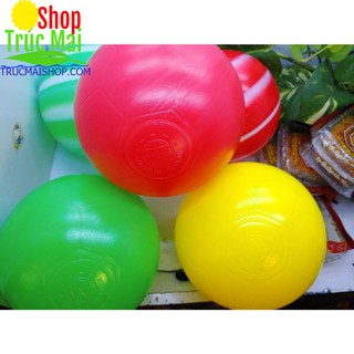 Đồ chơi trẻ em bóng nhựa đá banh cho bé kích thước sản xuất tại VN