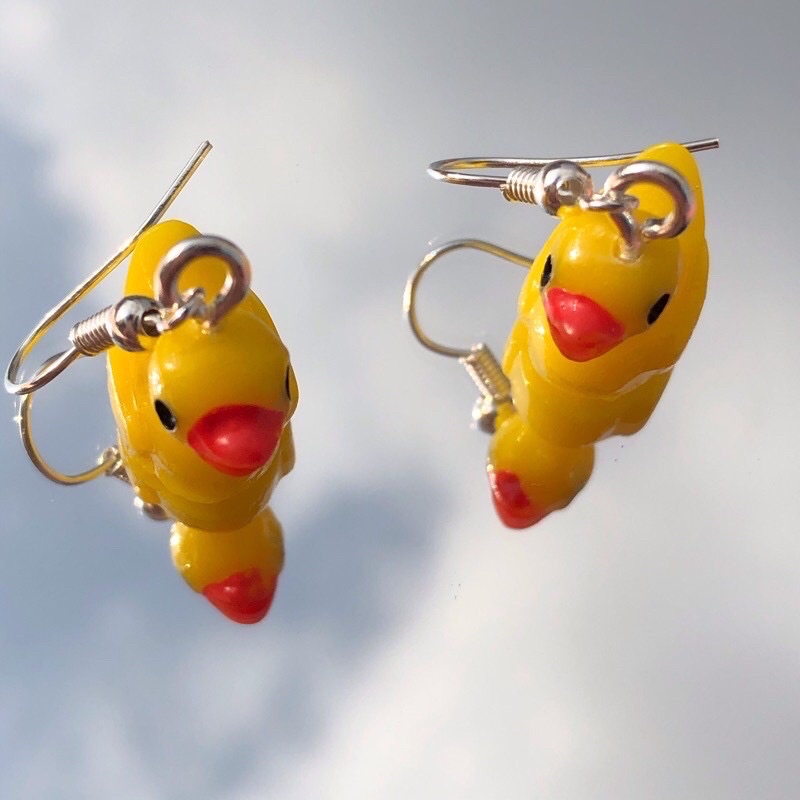 khuyên tai vịt con nhiều màu duckie earrings