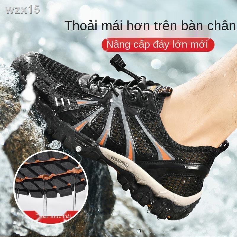 Jeep Emperor summer sandals nam giày lỗ thoáng khí lưới thể thao rỗng ruột khử mùi một bước sông