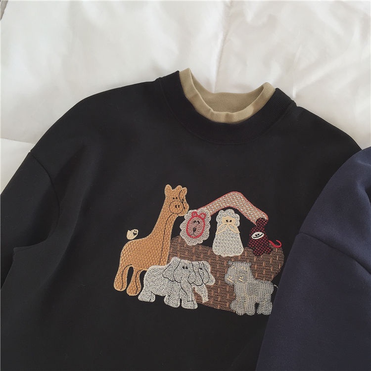 Áo sweater COZOKC cổ tròn dáng rộng thêu họa tiết hoạt hình phong cách cổ điển Hàn Quốc