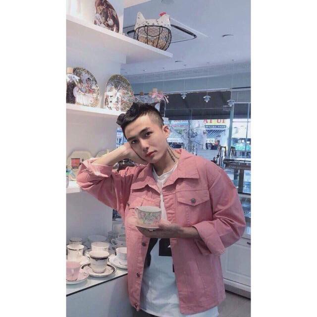 ÁO KHOÁC KAKI MÀU HỒNG FOME RỘNG NAM VÀ NỮ MẶC  RẤT CHẤT. NFS1