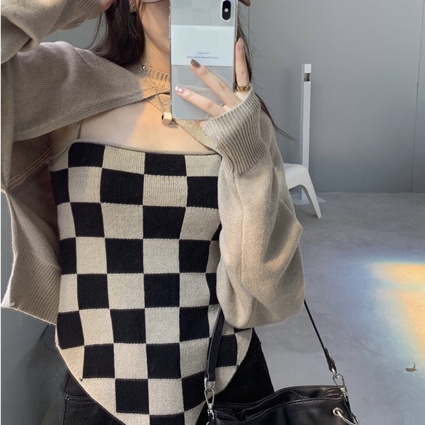 Porozi  Set áo khoác và áo hai dây họa tiết caro phong cách Hàn Quốc cho nữ