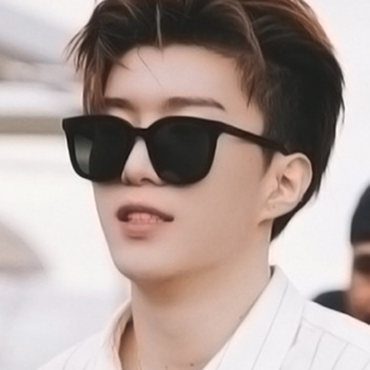 Kính Mát Gọng Vuông Phong Cách Retro Cho Nam Và Nữ