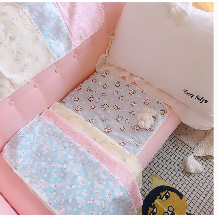 (24h delivery) W&amp;G Waterproof washable menstrual pad menstrual period pad dormitory aunt leakproof pad