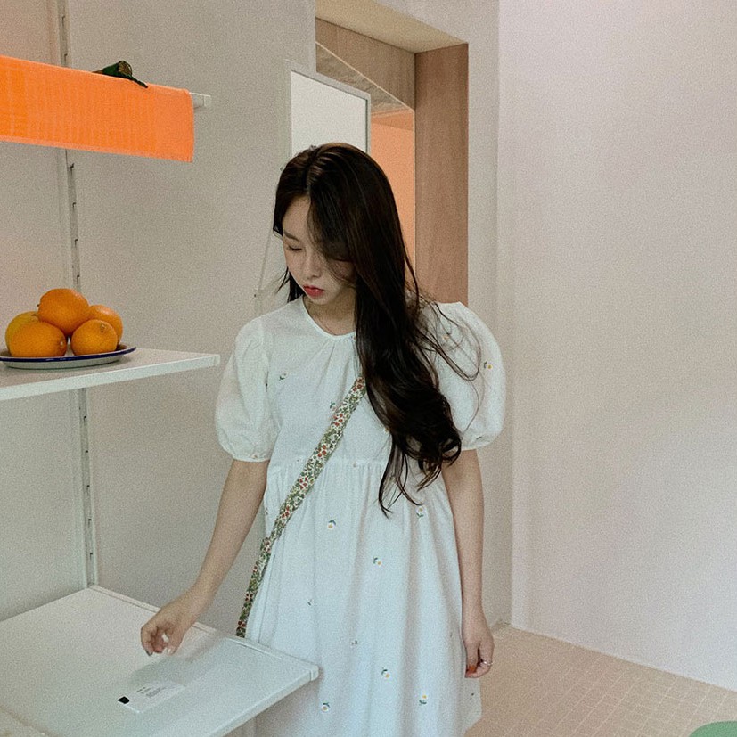 Đầm Mini Cổ Tròn Thêu Hoa Cho Nữ 33979 | BigBuy360 - bigbuy360.vn