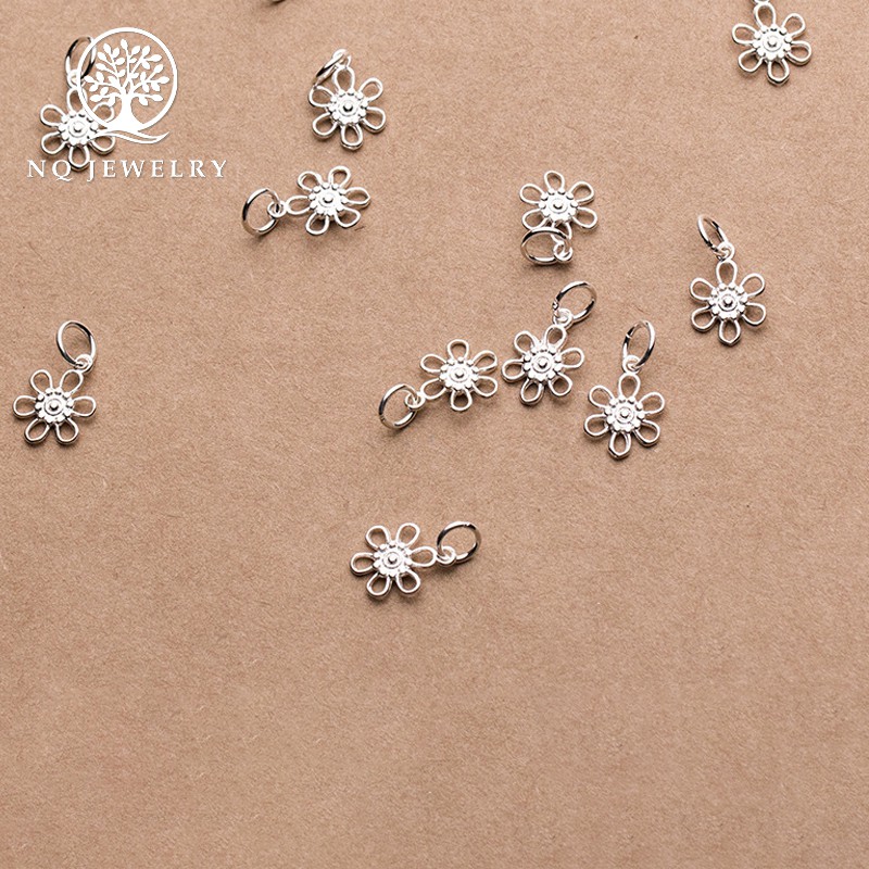 Charm bạc hình hoa sáu cánh mặt treo - NQ Jewelry