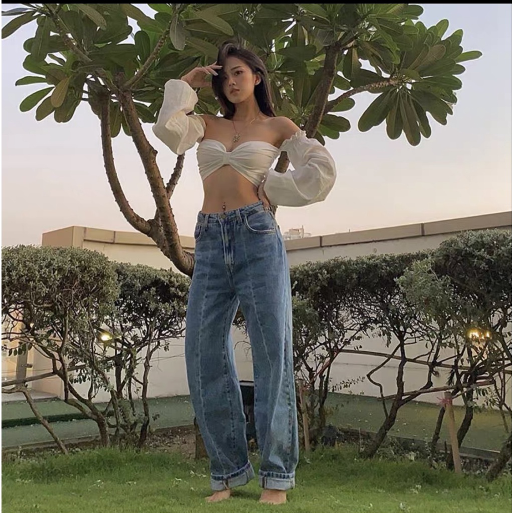 Áo croptop cúp ngực dài tay trễ vai phong cách cổ điển, gợi cảm Strawberry