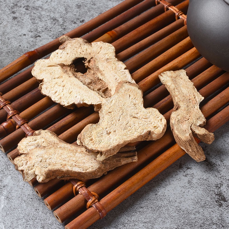 Bạch truật khô - Thảo dược Tấn Phát