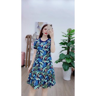 Váy hoa suông form rộng