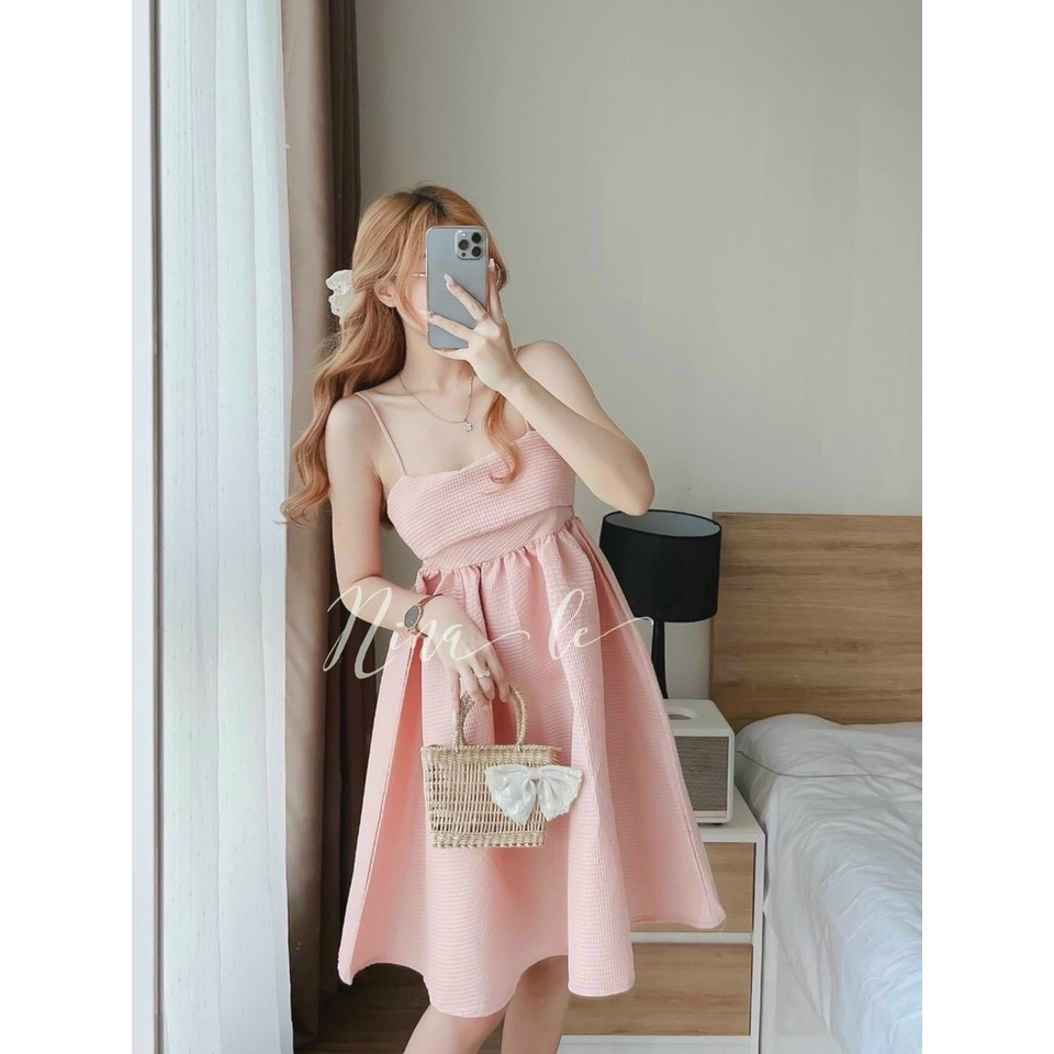 Đầm xòe hai dây cột nơ sau có mút xinh đẹp