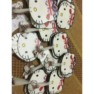 Quạt tròn cầm tay cute
