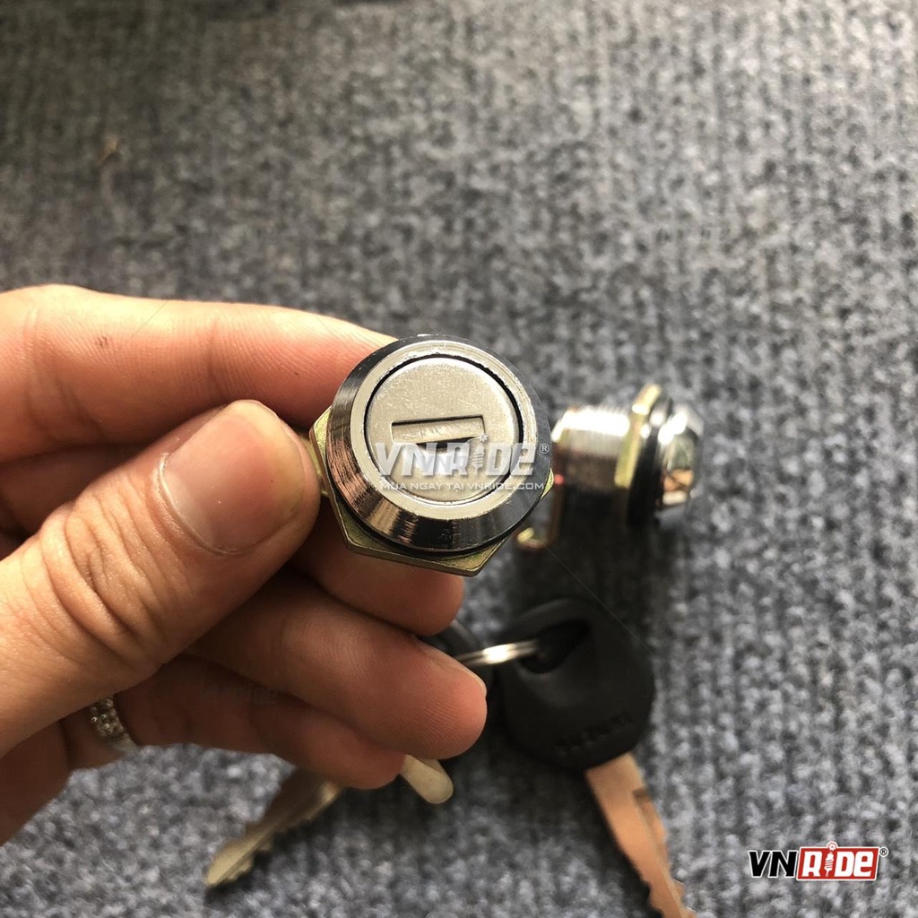Bộ khóa 2 thùng cốp GZ150-A