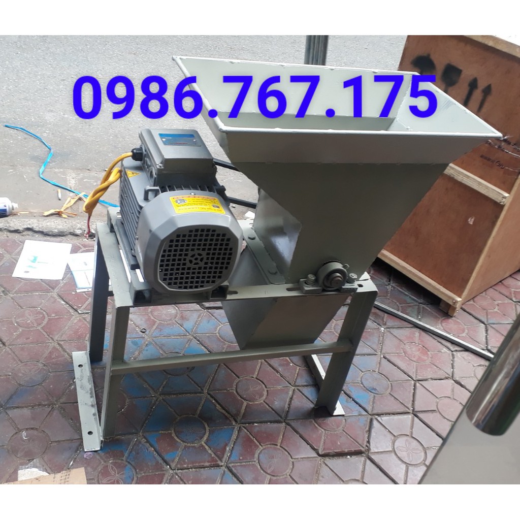 Máy xay sắn tươi, máy xay sắn dây, gừng, nghệ, dong, riềng 30kg/h